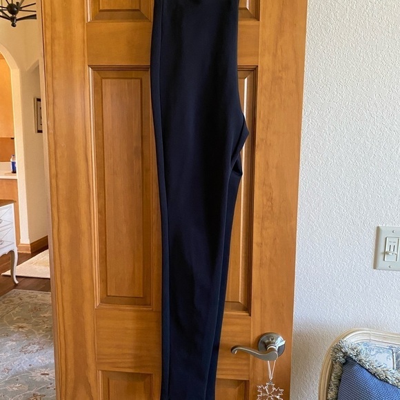 NWT Theory Black Leggings Sz M
